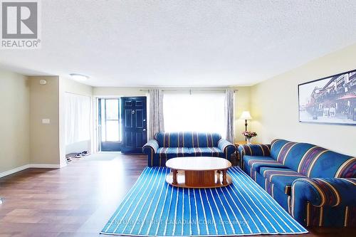 1261 Limberlost Road, London, ON - Indoor Photo Showing Living Room