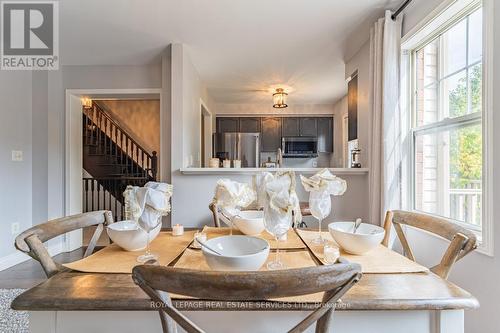 3035 Dewridge Avenue, Oakville, ON - Indoor Photo Showing Dining Room