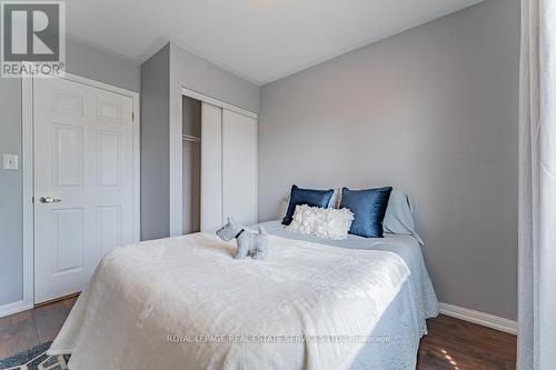 3035 Dewridge Avenue, Oakville, ON - Indoor Photo Showing Bedroom