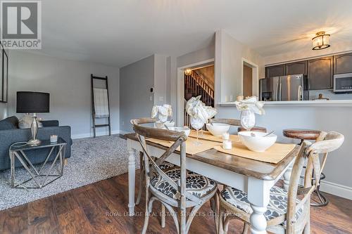 3035 Dewridge Avenue, Oakville, ON - Indoor Photo Showing Dining Room