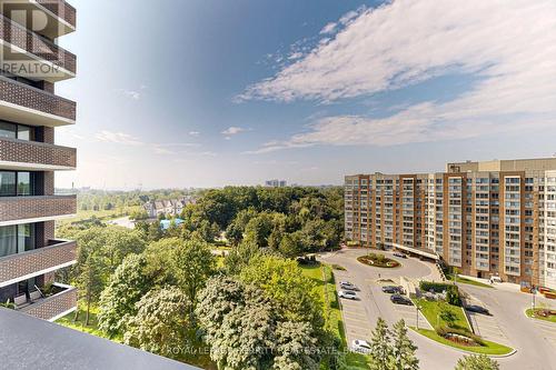 1108 - 1515 Lakeshore Road E, Mississauga, ON - Outdoor With View