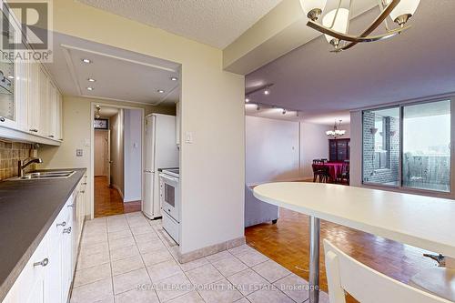 1108 - 1515 Lakeshore Road E, Mississauga, ON - Indoor Photo Showing Kitchen With Double Sink