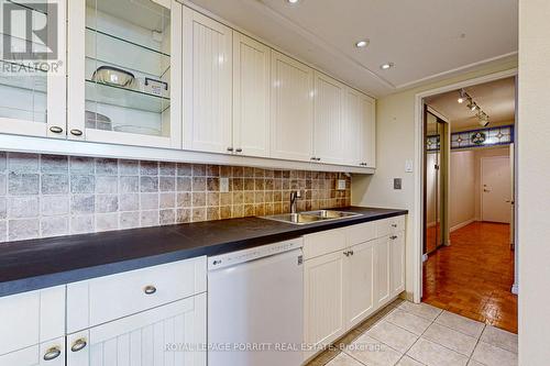 1108 - 1515 Lakeshore Road E, Mississauga, ON - Indoor Photo Showing Kitchen With Double Sink