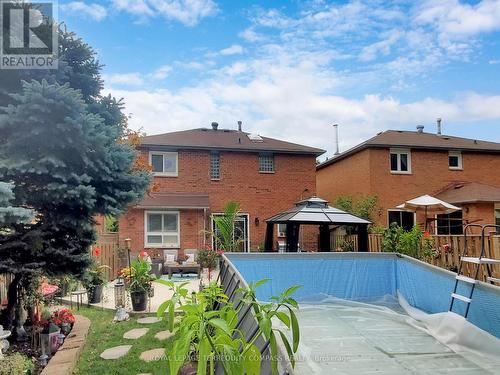 4308 Credit Point Drive, Mississauga, ON - Outdoor With In Ground Pool