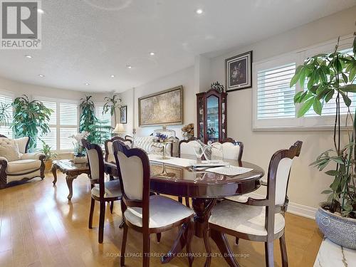 4308 Credit Pointe Drive, Mississauga, ON - Indoor Photo Showing Dining Room