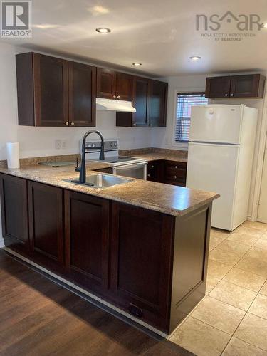 41 Coronation Avenue, Halifax, NS - Indoor Photo Showing Kitchen