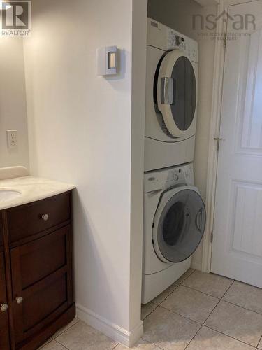 41 Coronation Avenue, Halifax, NS - Indoor Photo Showing Laundry Room