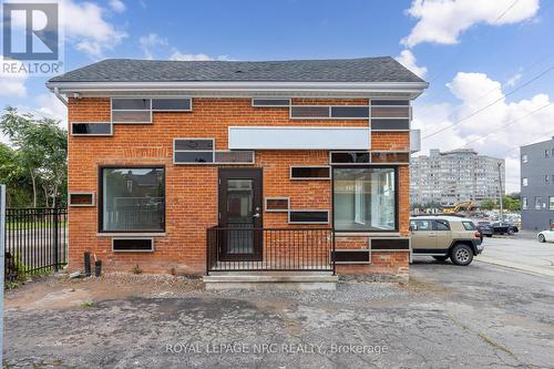 Upper - 22-24 Queenston Street, St. Catharines, ON 