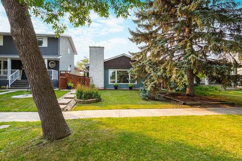 1586 Mathers Bay W, Winnipeg, MB - Outdoor