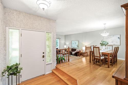 17 Aquin Street, Elie, MB - Indoor Photo Showing Dining Room