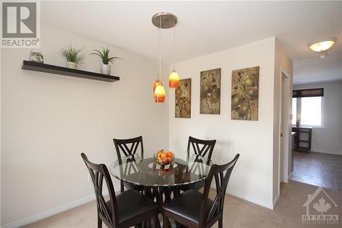 266 Espin Heights, Ottawa, ON - Indoor Photo Showing Dining Room