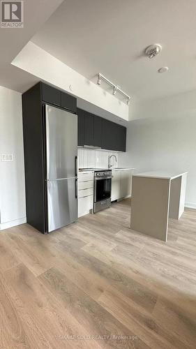 503 - 8 Tippett Road, Toronto, ON - Indoor Photo Showing Kitchen