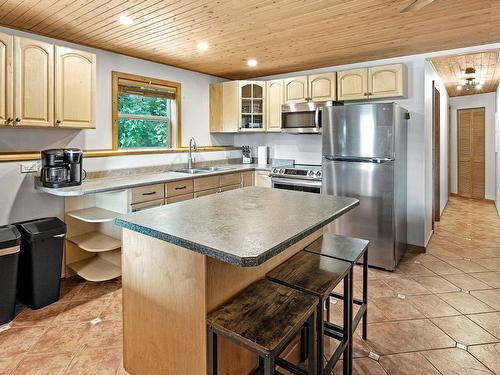 4833 Snowpines Road, Big White, BC - Indoor Photo Showing Kitchen With Stainless Steel Kitchen With Double Sink