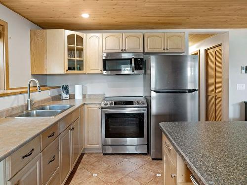 4833 Snowpines Road, Big White, BC - Indoor Photo Showing Kitchen With Stainless Steel Kitchen With Double Sink