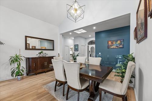 4187 Gallaghers Crescent, Kelowna, BC - Indoor Photo Showing Dining Room