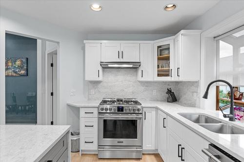 4187 Gallaghers Crescent, Kelowna, BC - Indoor Photo Showing Kitchen With Stainless Steel Kitchen With Double Sink With Upgraded Kitchen