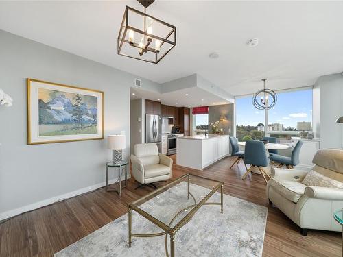 1505-777 Belleville St, Victoria, BC - Indoor Photo Showing Living Room