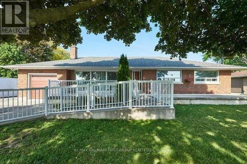 11 Jane Avenue, Clarington (Courtice), ON - Outdoor With Deck Patio Veranda