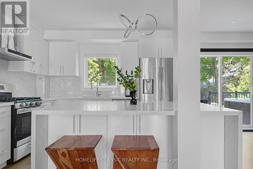 858 Danforth Rd, Toronto, ON - Indoor Photo Showing Kitchen With Stainless Steel Kitchen With Upgraded Kitchen