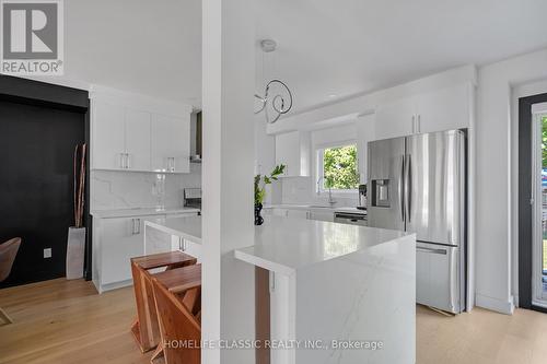 858 Danforth Rd, Toronto, ON - Indoor Photo Showing Kitchen With Stainless Steel Kitchen