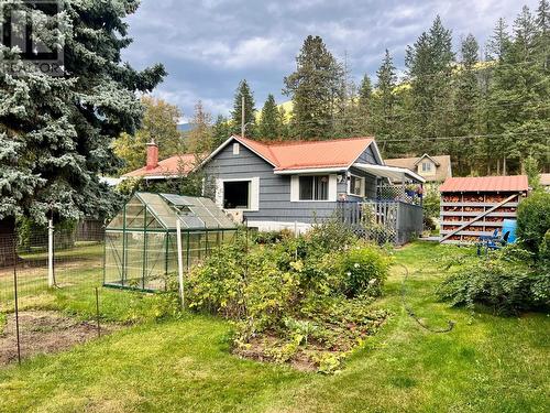 1421 Ainsworth Avenue, Riondel, BC - Outdoor