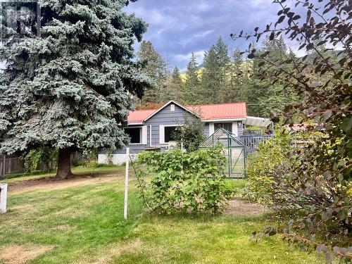 1421 Ainsworth Avenue, Riondel, BC - Outdoor