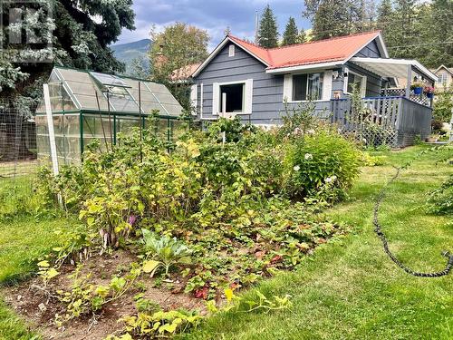 1421 Ainsworth Avenue, Riondel, BC - Outdoor