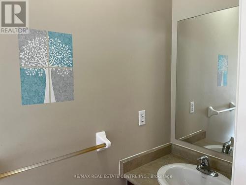 51 River Heights Drive, Brampton, ON - Indoor Photo Showing Bathroom