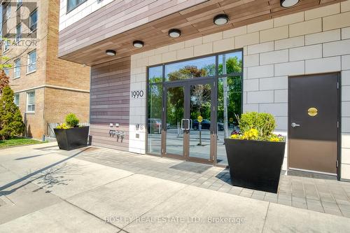 509 - 1990 Bloor Street W, Toronto, ON - Outdoor With Exterior