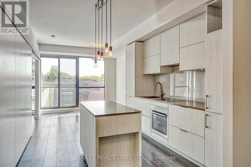 509 - 1990 Bloor Street W, Toronto, ON - Indoor Photo Showing Kitchen With Upgraded Kitchen