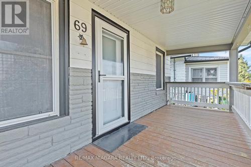 69 Wellington Street N, Thorold, ON - Outdoor With Deck Patio Veranda With Exterior