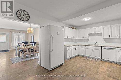 69 Wellington Street N, Thorold, ON - Indoor Photo Showing Kitchen