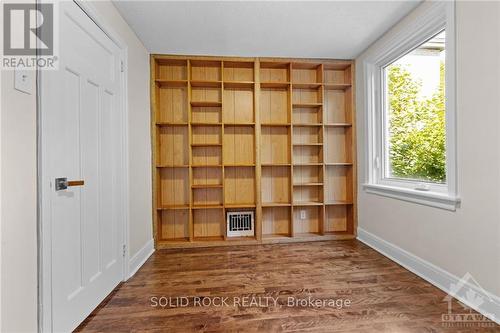 11 Gilchrist Avenue, Ottawa, ON - Indoor Photo Showing Other Room