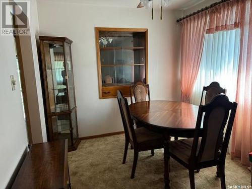 9031 16Th Avenue, North Battleford, SK - Indoor Photo Showing Dining Room