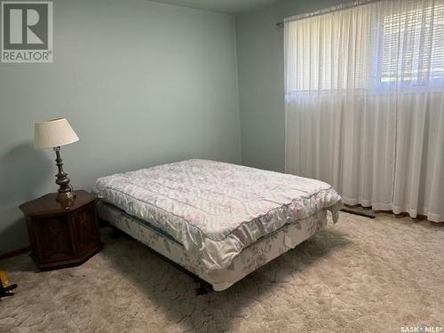 9031 16Th Avenue, North Battleford, SK - Indoor Photo Showing Bedroom