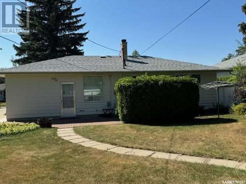 9031 16Th Avenue, North Battleford, SK - Outdoor