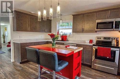 86 Butternut Lane, Quispamsis, NB - Indoor Photo Showing Kitchen