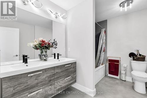 3495 Grand Oak Cross, London, ON - Indoor Photo Showing Bathroom