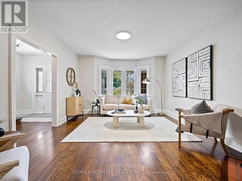 76 Melrose Avenue, Toronto, ON - Indoor Photo Showing Living Room