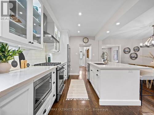 76 Melrose Avenue, Toronto, ON - Indoor Photo Showing Kitchen With Upgraded Kitchen