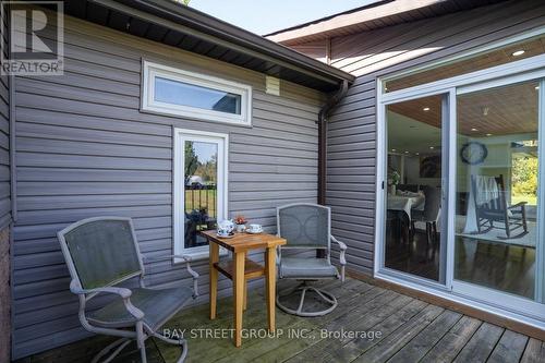 19583 Highway 48, East Gwillimbury, ON - Outdoor With Deck Patio Veranda With Exterior