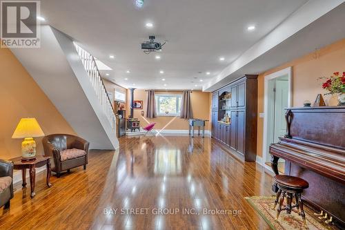 19583 Highway 48, East Gwillimbury, ON - Indoor Photo Showing Other Room