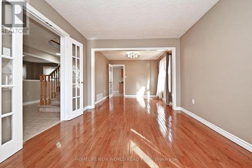 22 Carley Crescent, Barrie, ON - Indoor Photo Showing Other Room