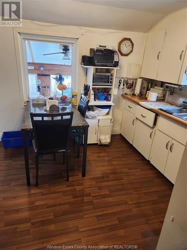 123 Gore Street, Amherstburg, ON - Indoor Photo Showing Kitchen