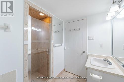 204 - 2901 Kipling Avenue, Toronto, ON - Indoor Photo Showing Bathroom