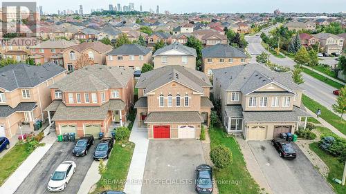 943 Khan Crescent, Mississauga, ON - Outdoor With Facade