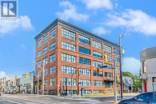 Ph3 - 2154 Dundas Street W, Toronto, ON - Outdoor With Facade