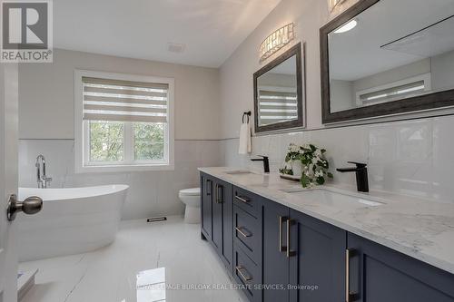 4176 Fuller Crescent, Burlington, ON - Indoor Photo Showing Bathroom