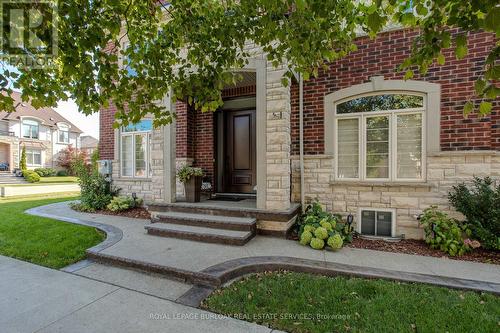 4176 Fuller Crescent, Burlington, ON - Outdoor With Facade