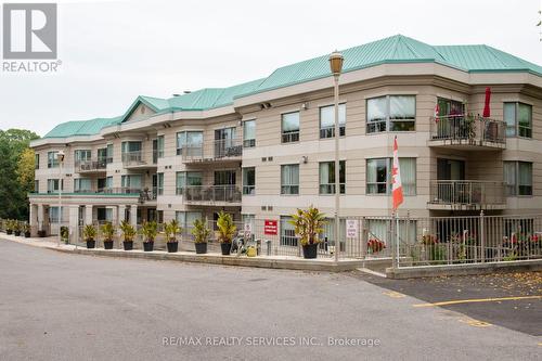 501 - 24 Chapel Street, Halton Hills, ON - Outdoor With Balcony With Facade